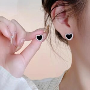 Luxury Black Enamel Heart Stud Earrings